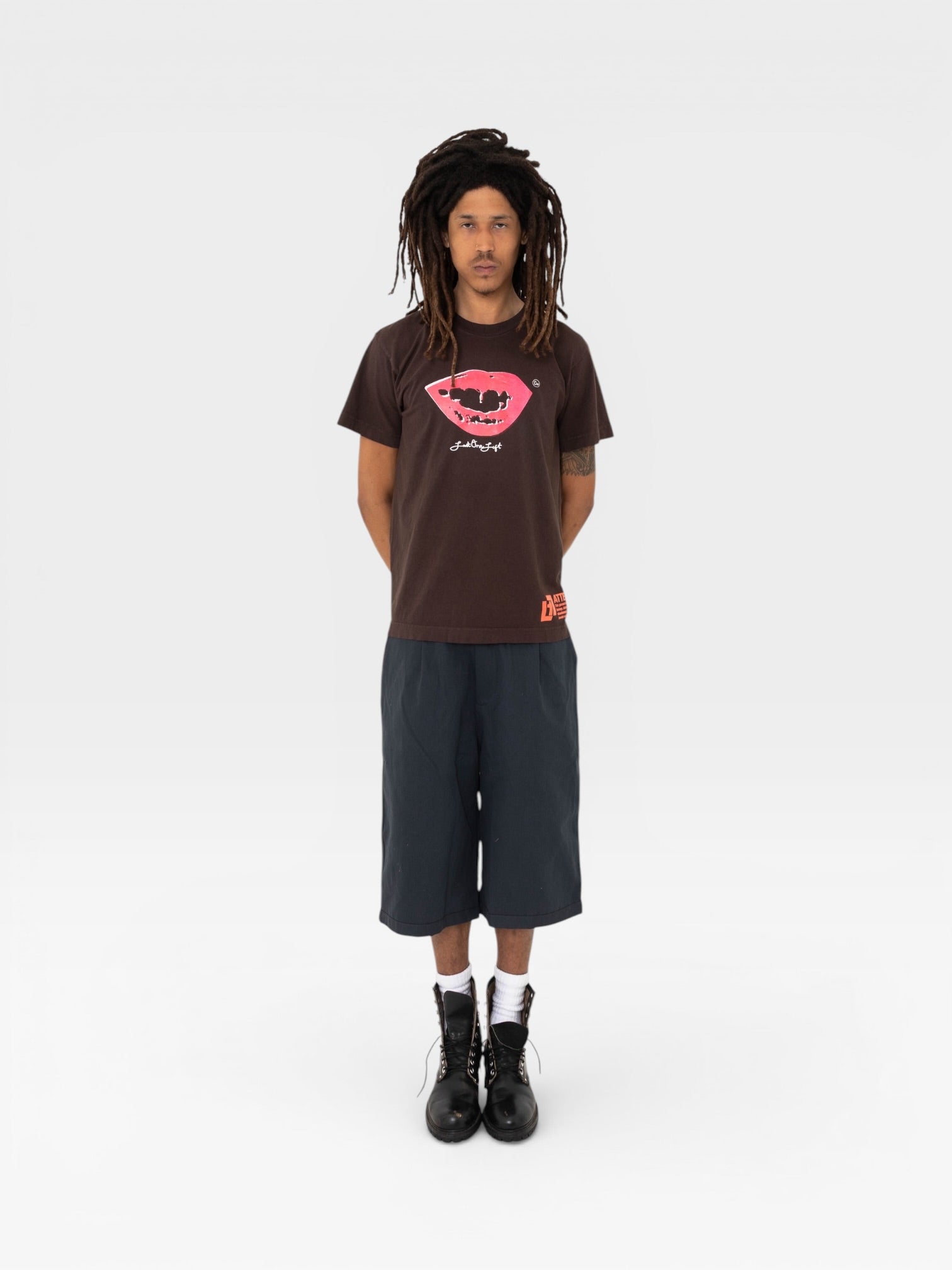 Smile Trash Tee - Soil